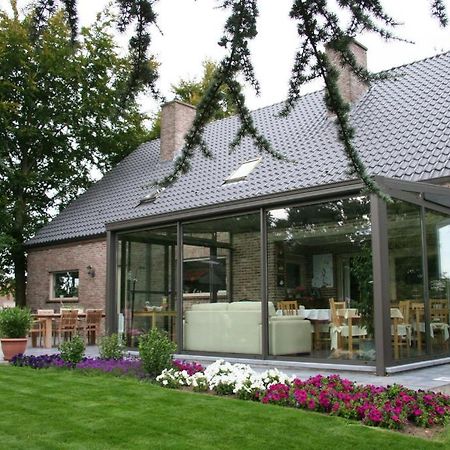 B&B Artiriacumhoeve Зедельгем Экстерьер фото